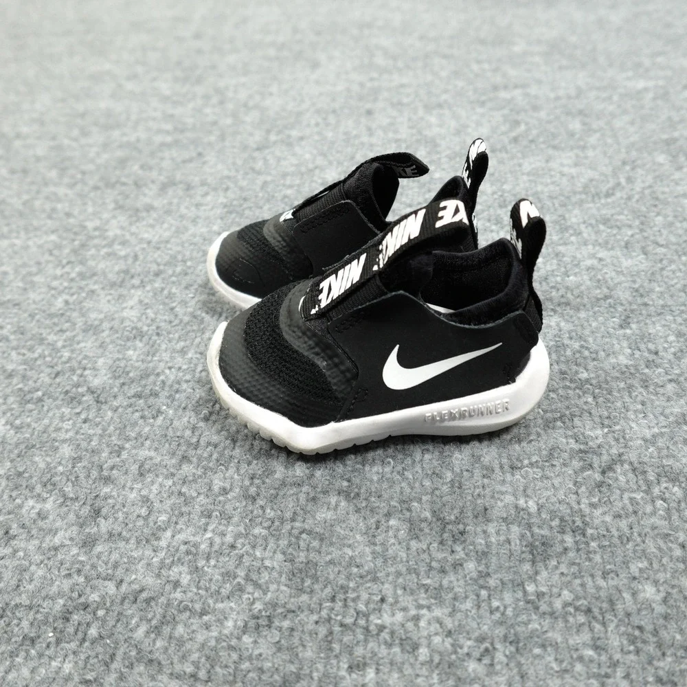 Nike Shoes Baby Size 3 Black Flex Runner AT4665-001 Slip On Athletic